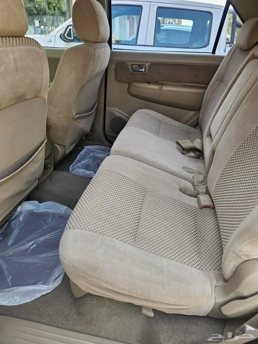 Toyota Fortuner 2008 4