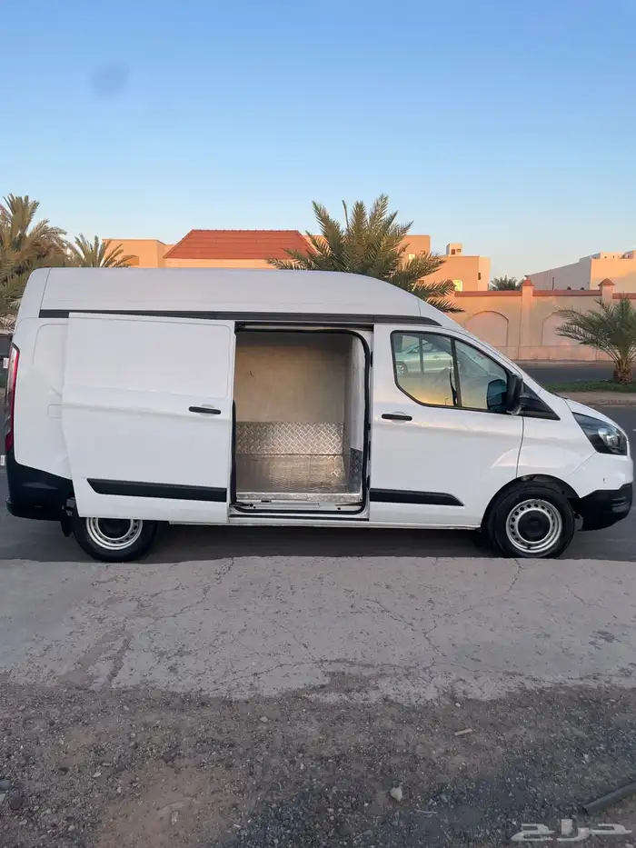 باص فورد ترانزيت 0