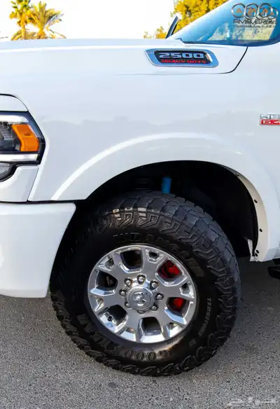 GODGE RAM HD ( HEAVY DUTY) 2500 HEMI ENGINE 6.4 2022 WHITE 9