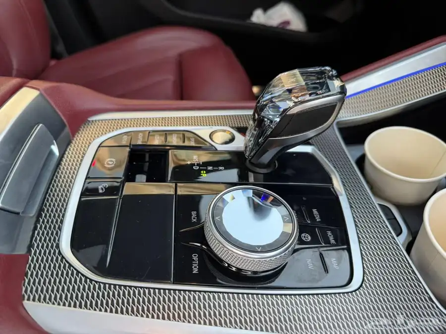 فل كامل للبيع bmw x6 2021 وارد الناغي 10