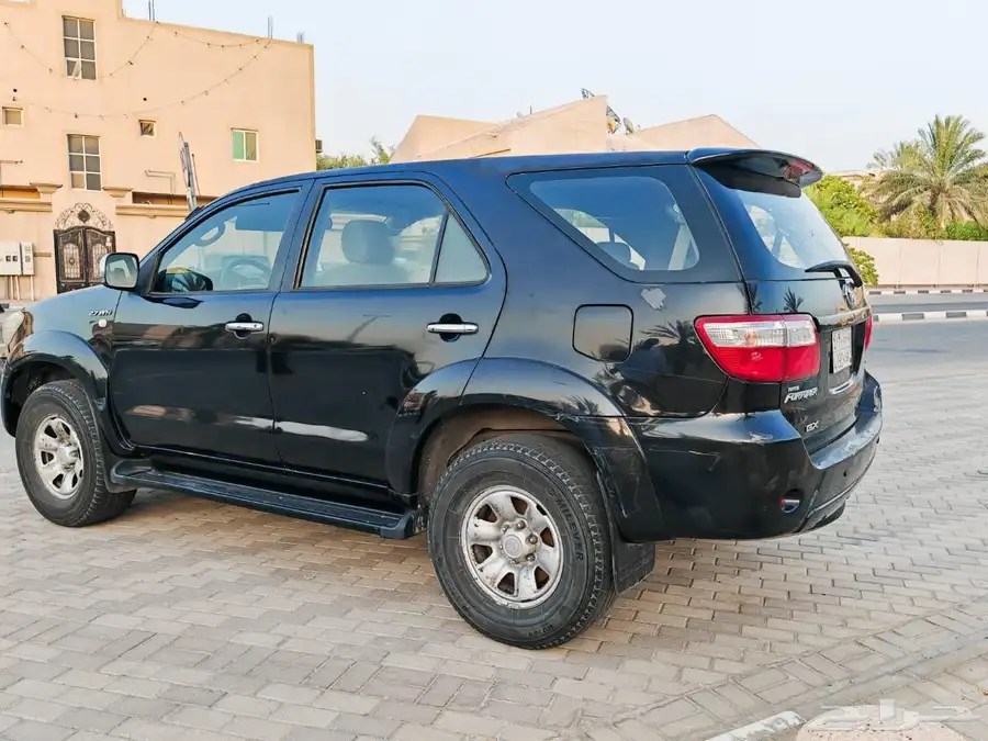 فورتشنر 2011 9