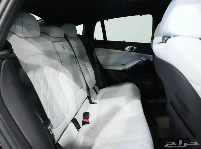 2023 BMW X6 Xdrive40i M Sport Package 4