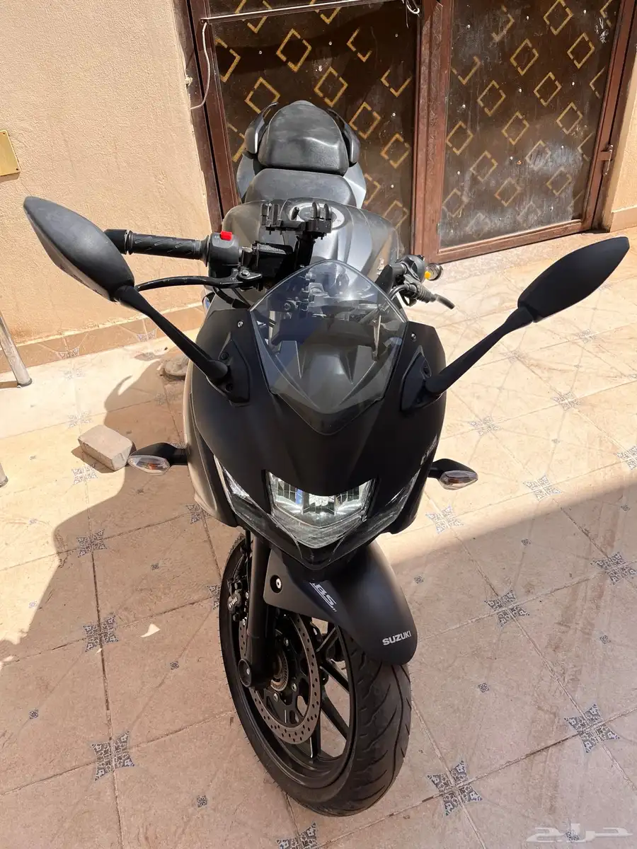 دباب سوزوكي 250- لون اسود ماشي 9800 0