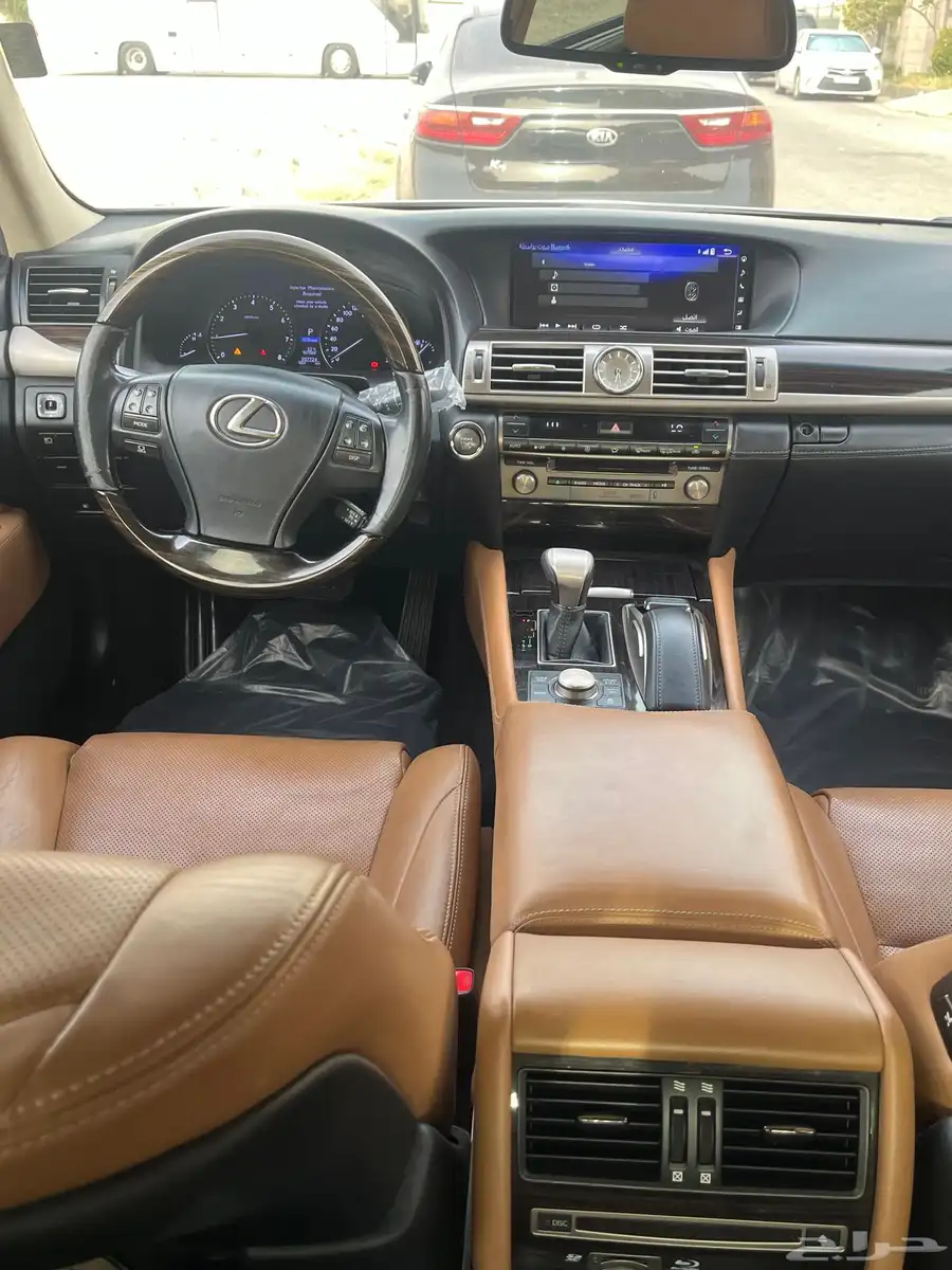لكزس LS460L 17