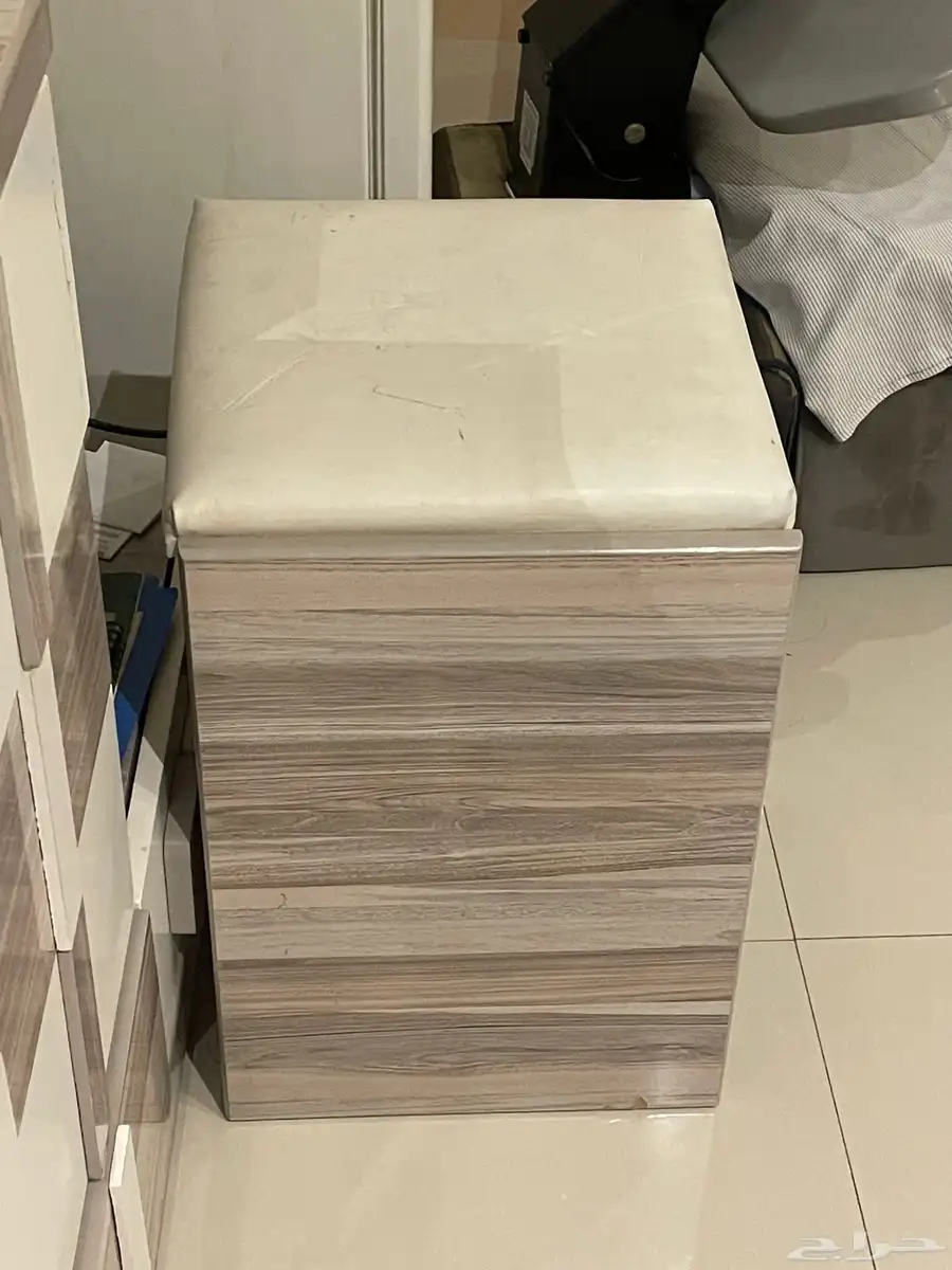 تسريحه وسرير نظيف 0