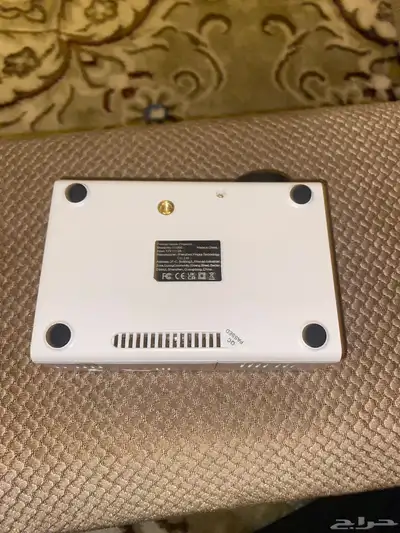 بروجكتر بحجم الكف 1