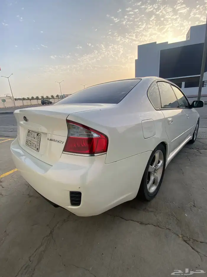 للبيع سوبارو ليجاسي 4
