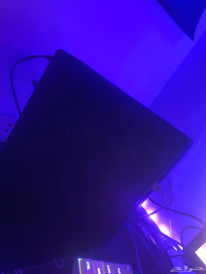 سوني فور نضيف معه يدات 0