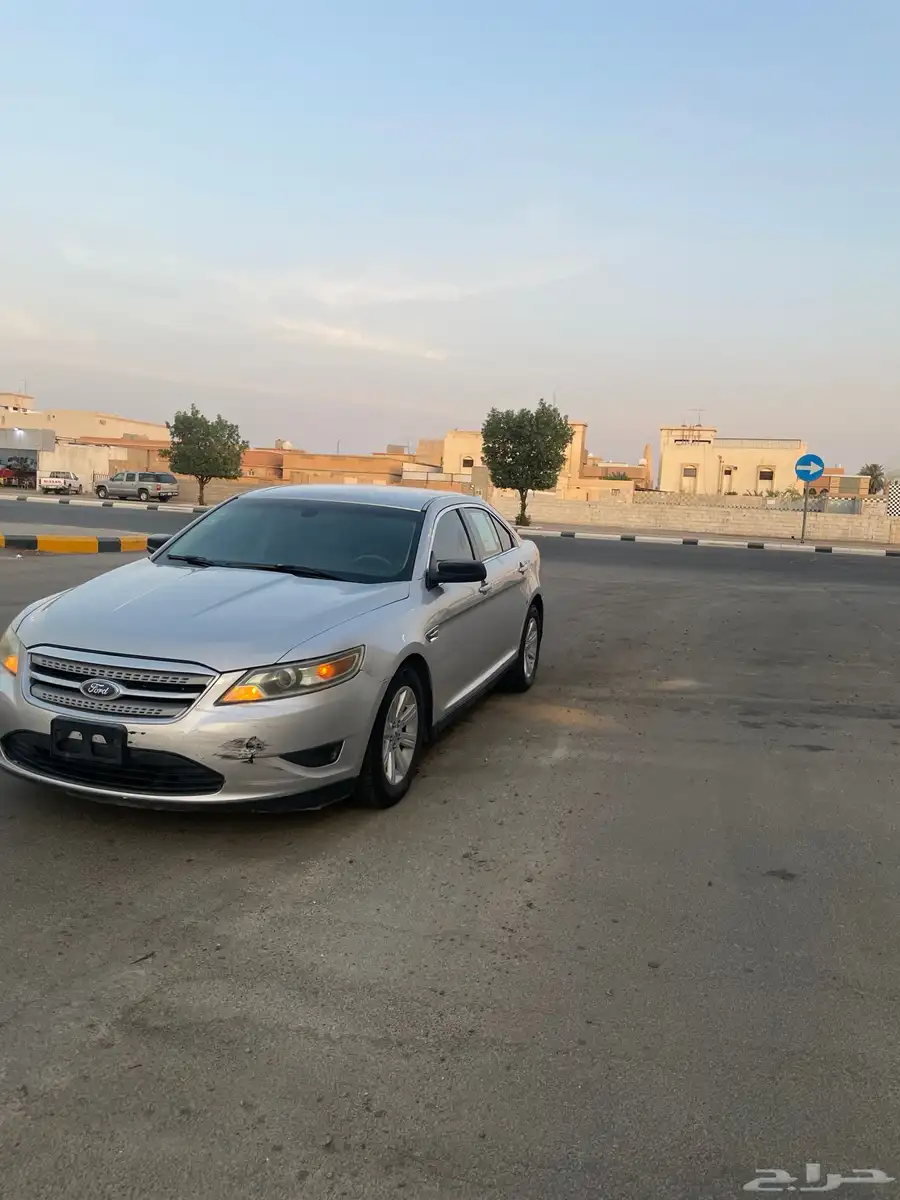 فورد تورس 0