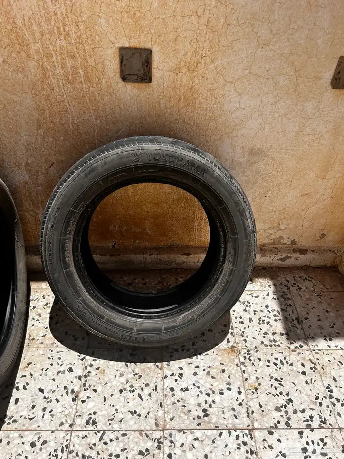 كفرات يوكوهاما 215 60 16 1