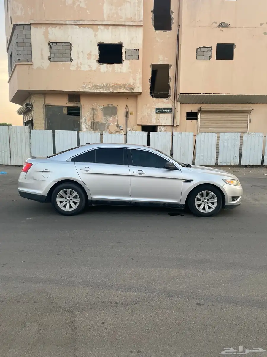فورد تورس 4