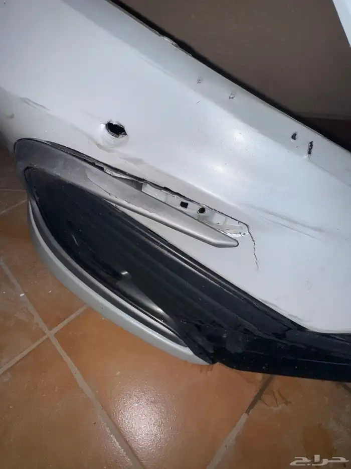 صدام كامري 2023 لون لؤلؤي 7