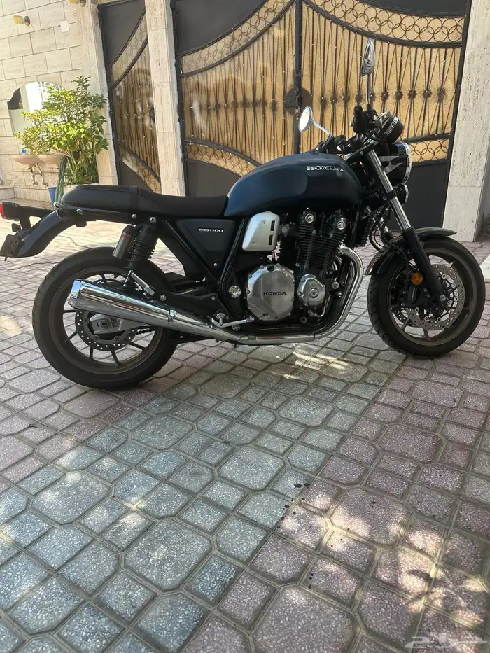 هوندا CB1100 آخر اصدار 2023 4