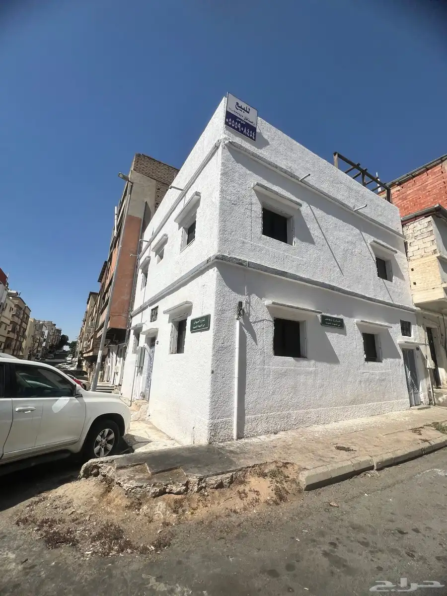 بيت شعبي على شارعين 15 15 1