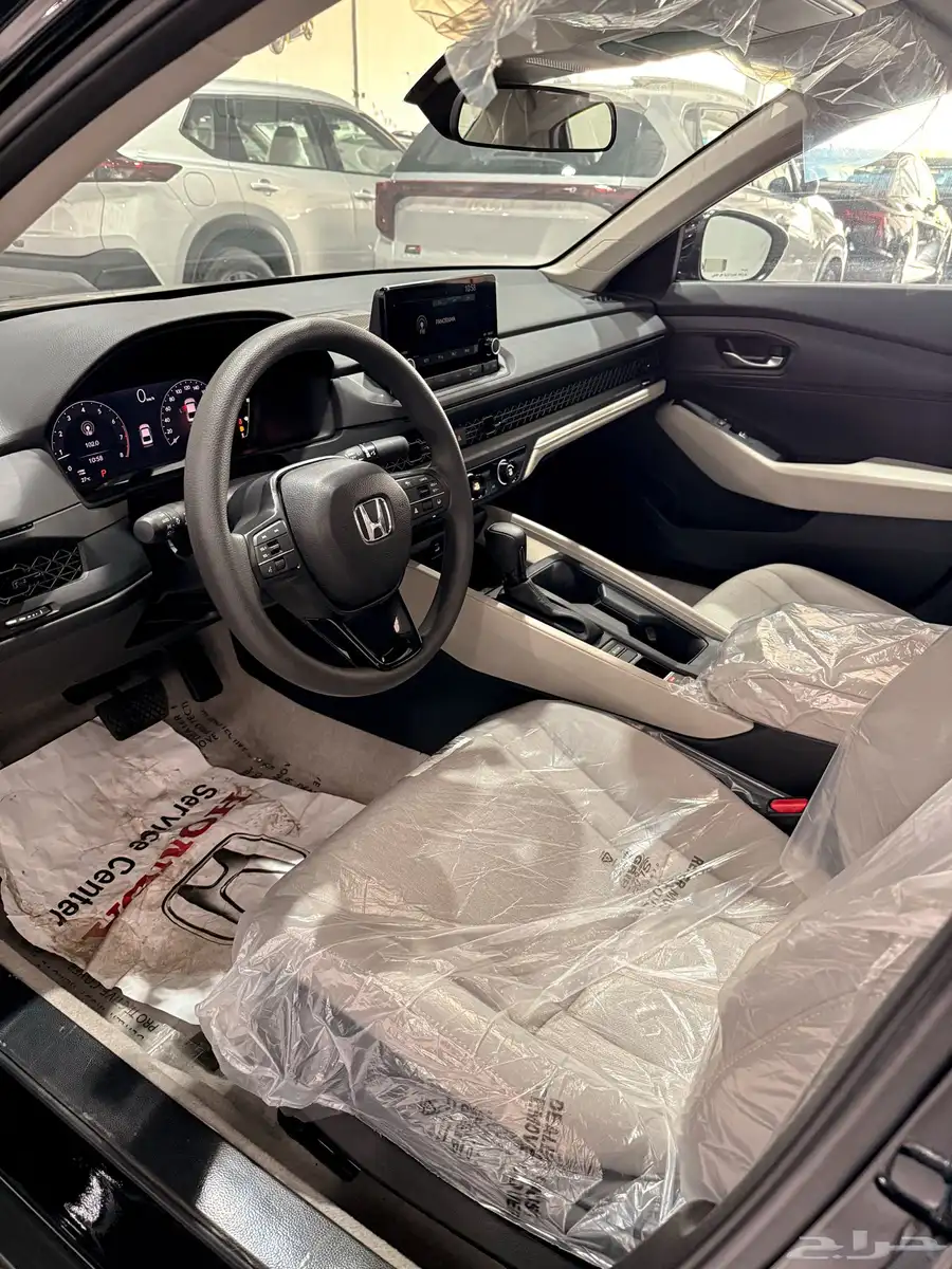هوندا اكورد LX موديل 2025 1