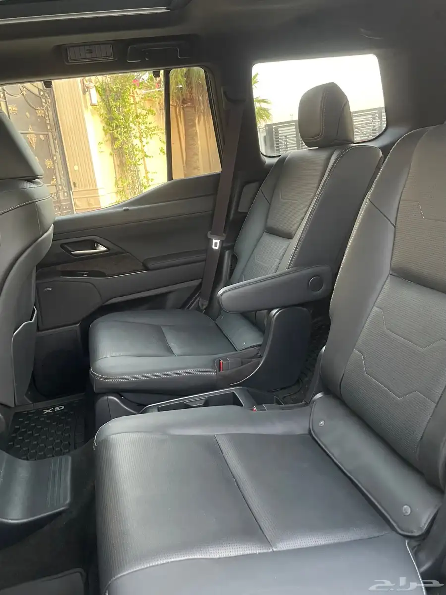 لكزس GX 550 فل كامل 2024 ( بحالة الجديد ) 37