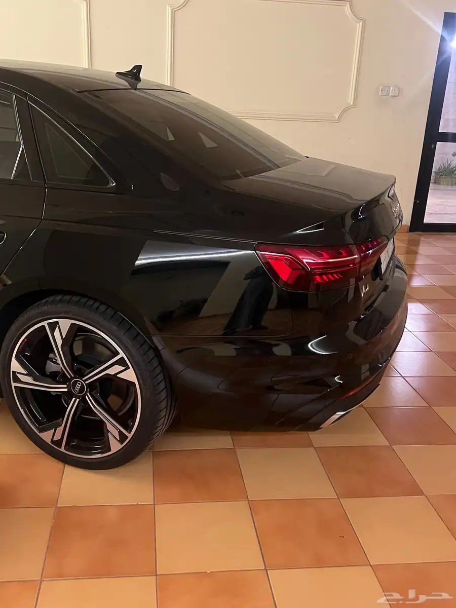 Audi A4 بلاك اديشن 1