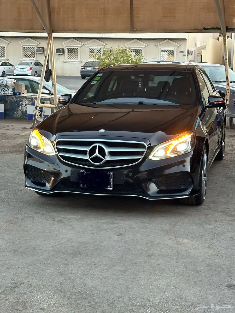 للبيع مرسيدس اي 300 موديل 2016 7