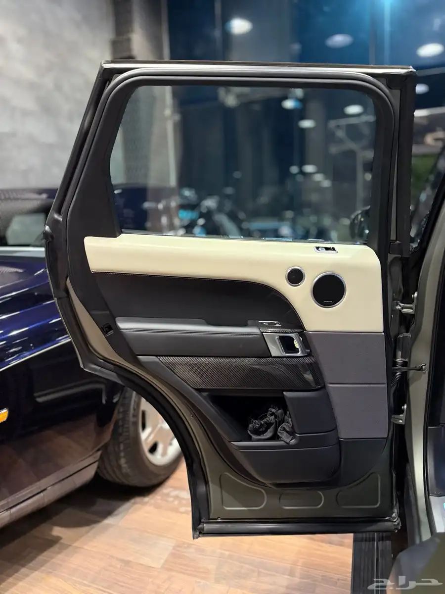 Rang Rover Sport autobiography 2019 16