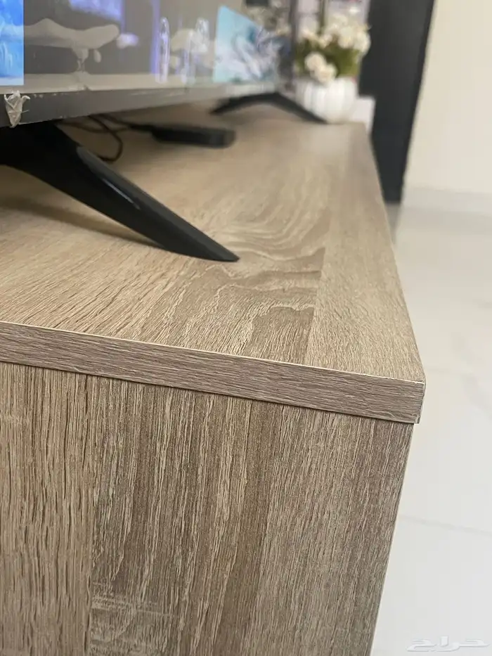 للبيع بشكل عاجل مجموعة أثاث شبه جديدة 1