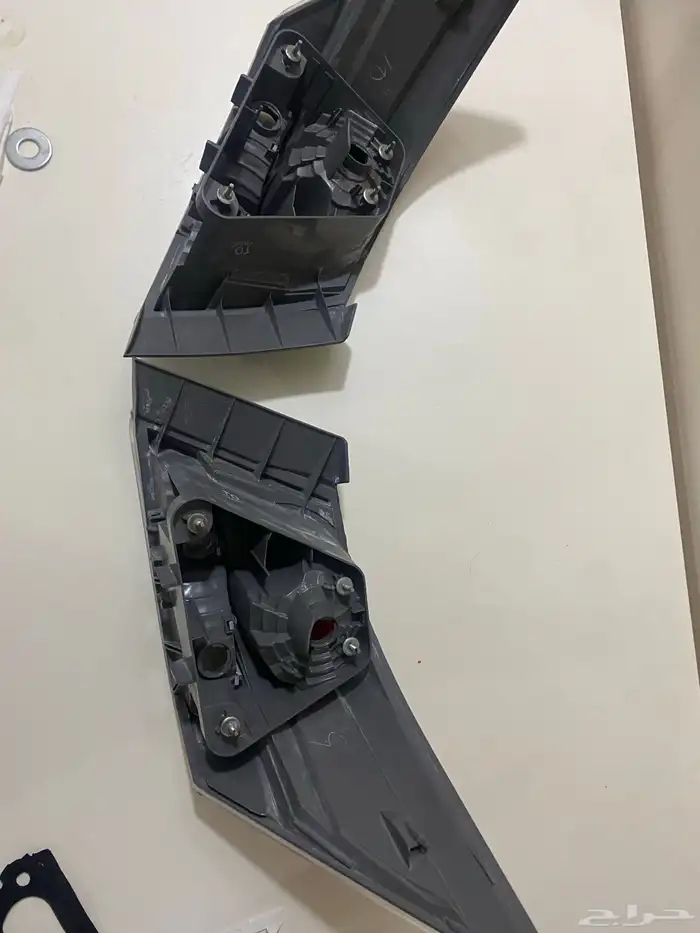 شمعات و اسطبات و بطانة قفل الكبوت اكورد 2010 4