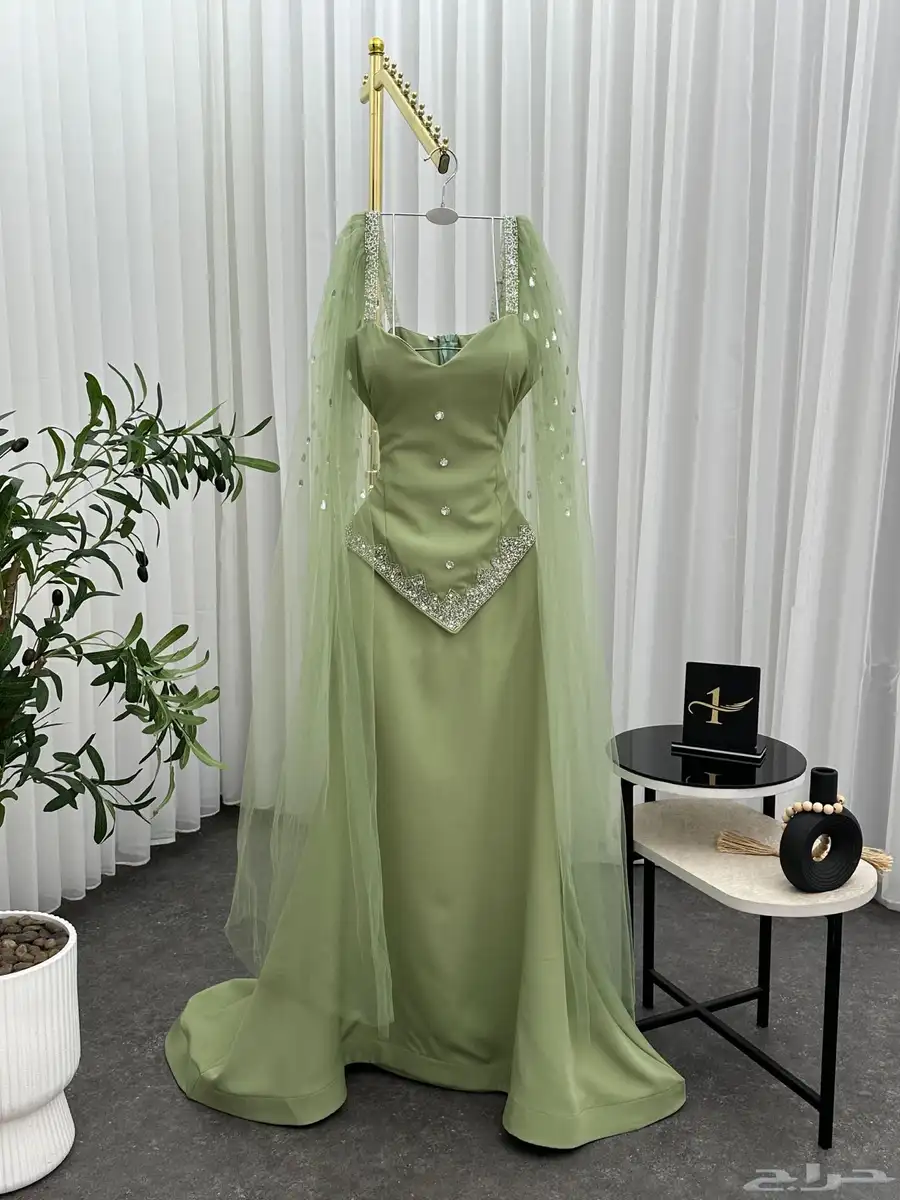 فساتين 17