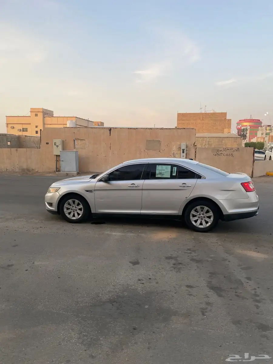 فورد تورس 8