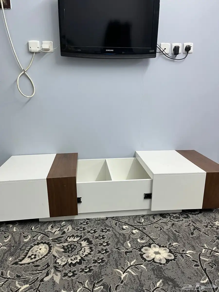 طاوله وسطيه متحركه وسعه تخزين 1