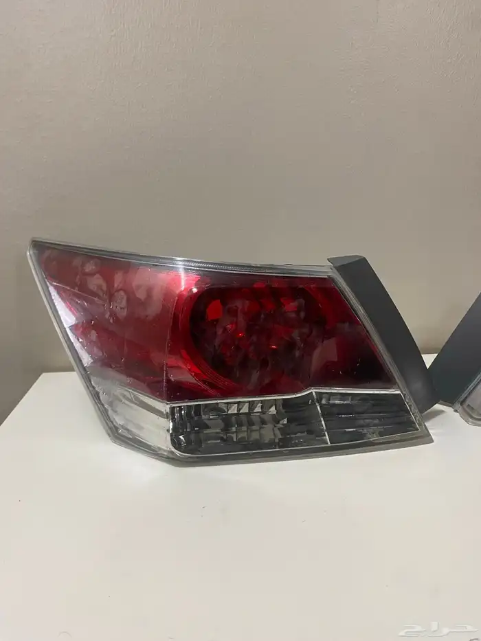 شمعات و اسطبات و بطانة قفل الكبوت اكورد 2010 5