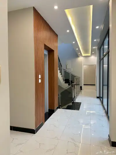 فيلا للبيع بالحلقه الشرقيه 4