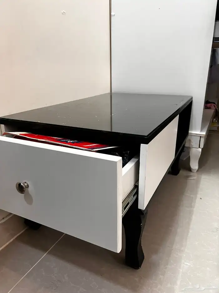 طاولة غرفه 3