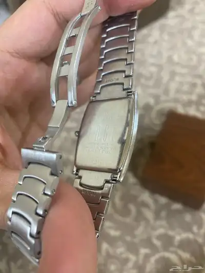 ساعة تيتان 2