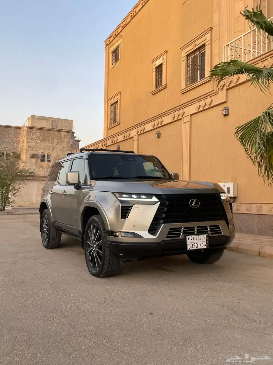 لكزس GX 550 فل كامل 2024 ( بحالة الجديد ) 2