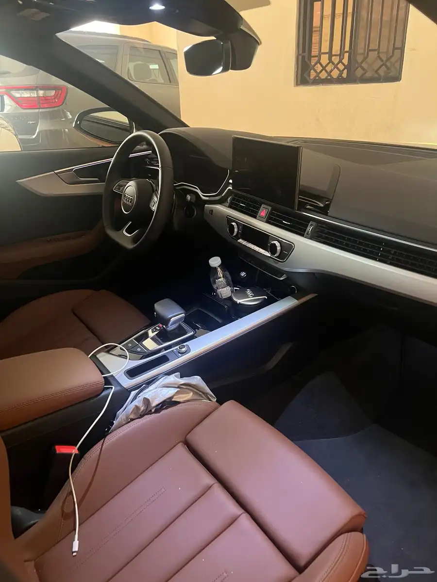Audi A4 بلاك اديشن 14