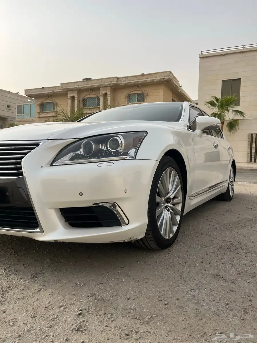 لكزس LS460L 4