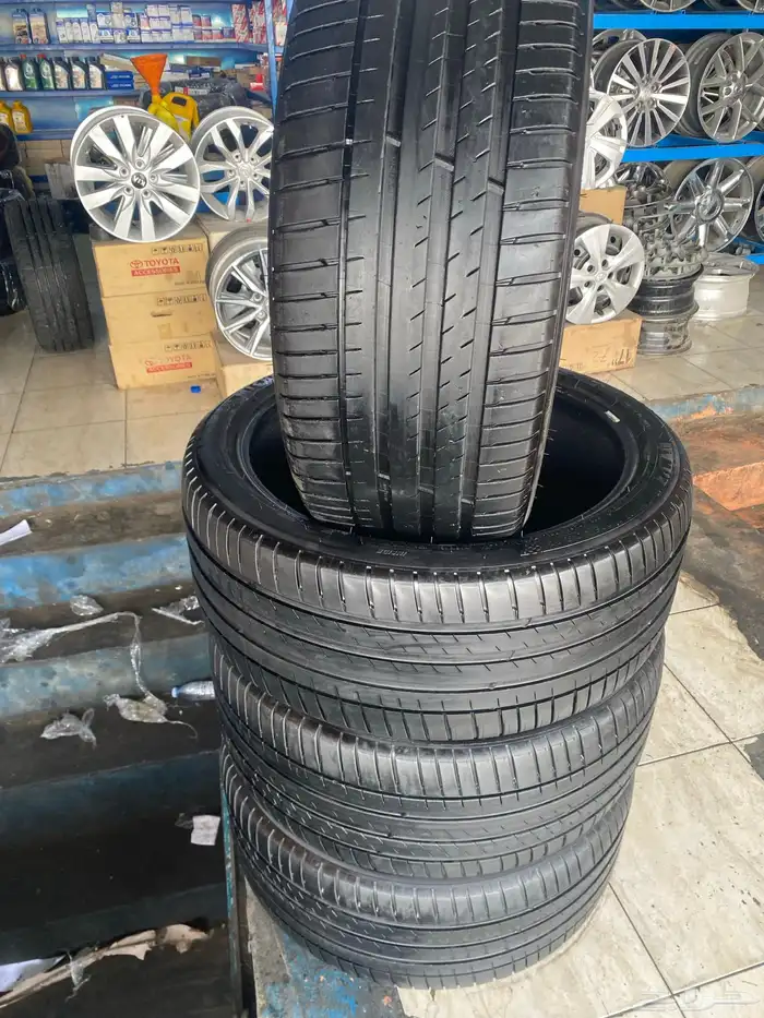 طقم كفرات مشلان منزل 265 40 22 1