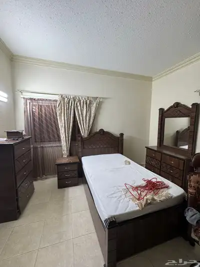 غرفة نوم نقر مستعملة 1
