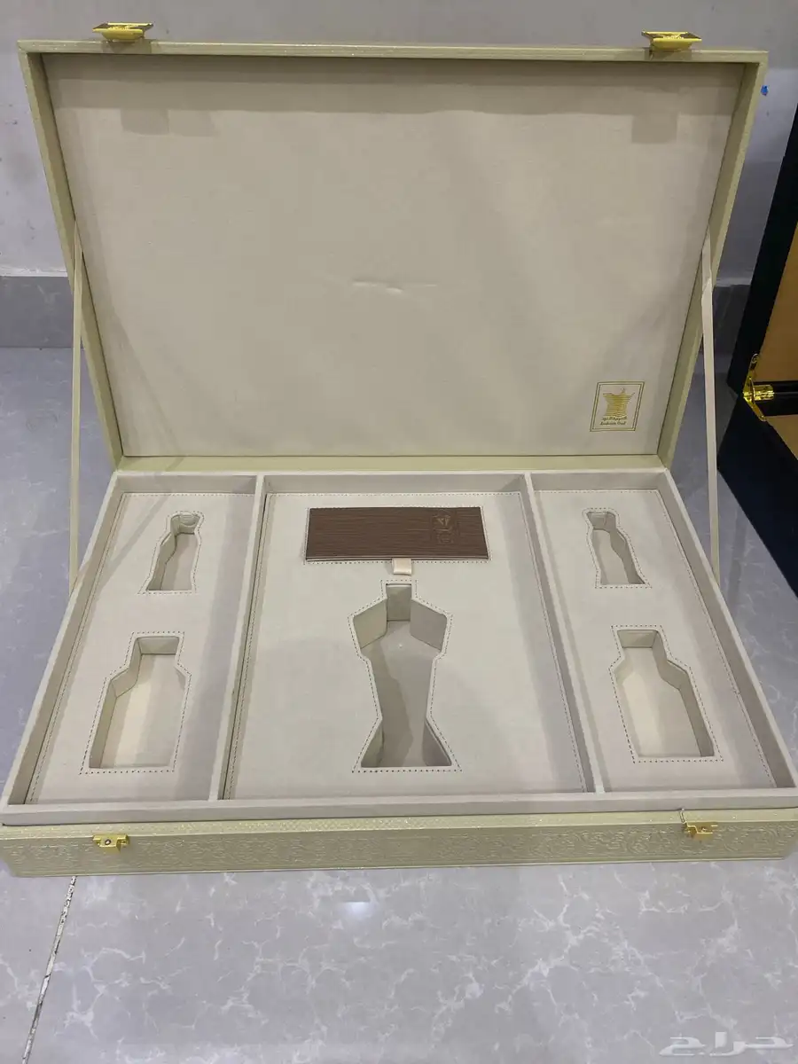شنطة عطور وبخور 0