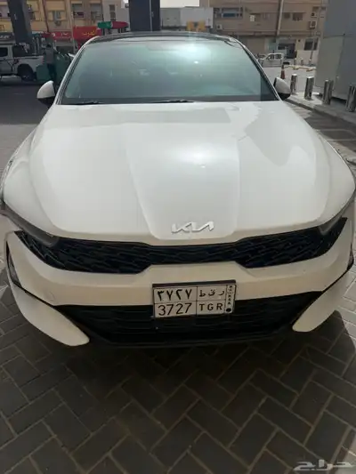 سياره K5 نص فل مطور2023 10