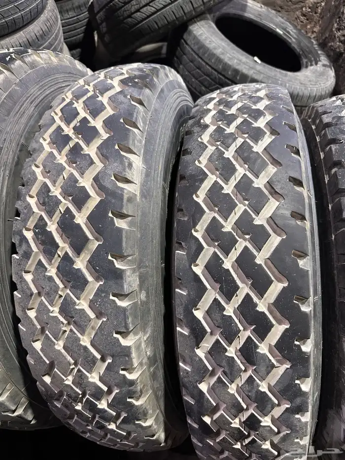 جنوط شنبر نيسان مع كفرات مضلع 750 16 5