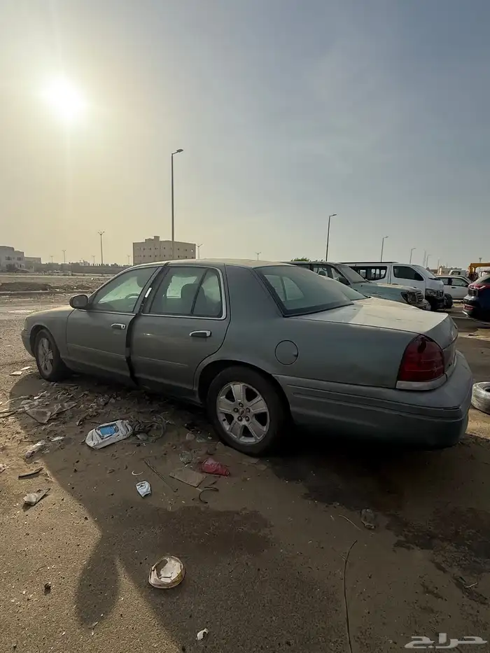 للبيع فورد فكتوريا 2006 سعودي تشليح او استخدام 3