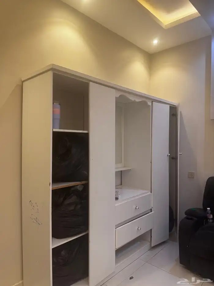 سرير اطفال   دولاب كبير 5