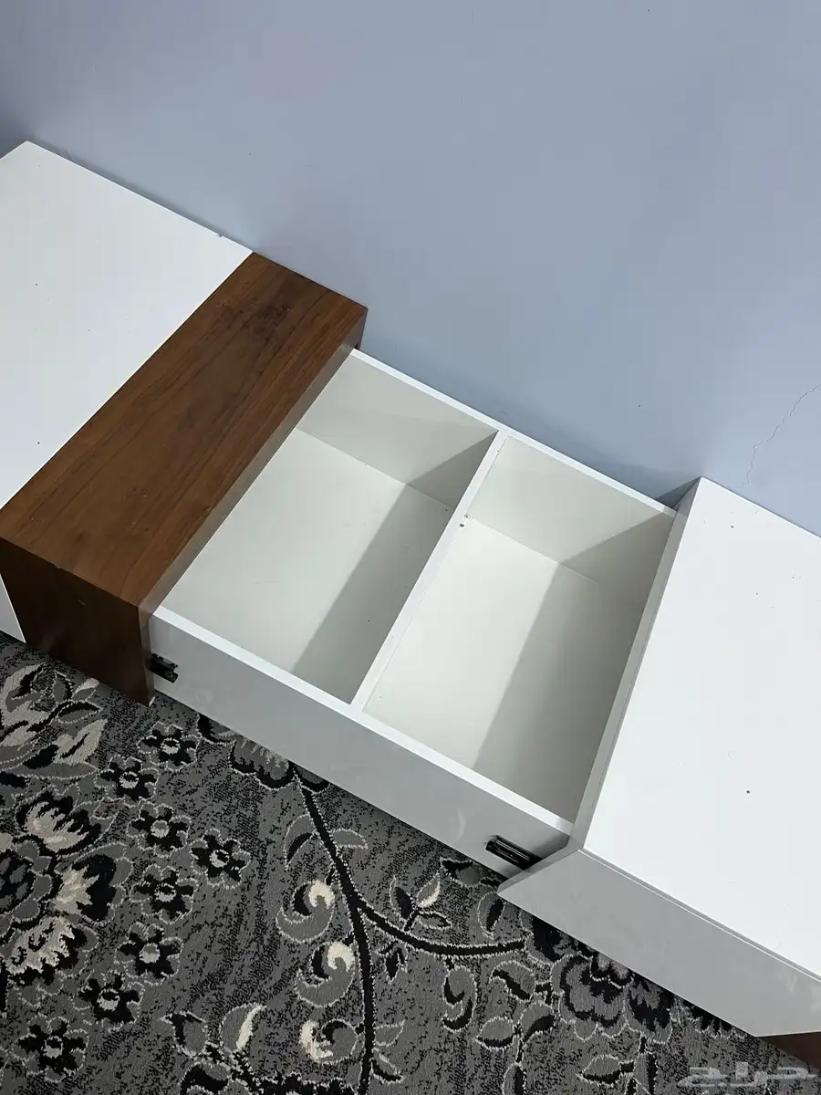 طاوله وسطيه متحركه وسعه تخزين 2