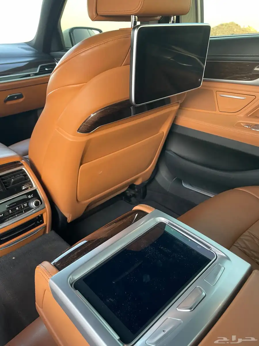 بي ام دبليو - 2020 - BMW 730L 17