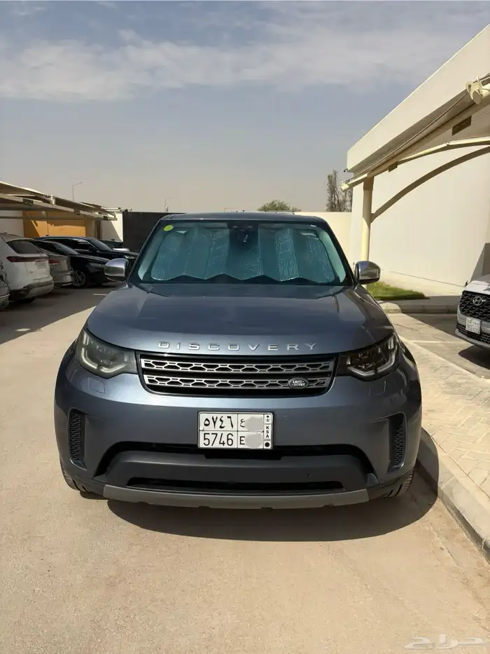 لاند روفر ديسكفري 5 2019 V6 4