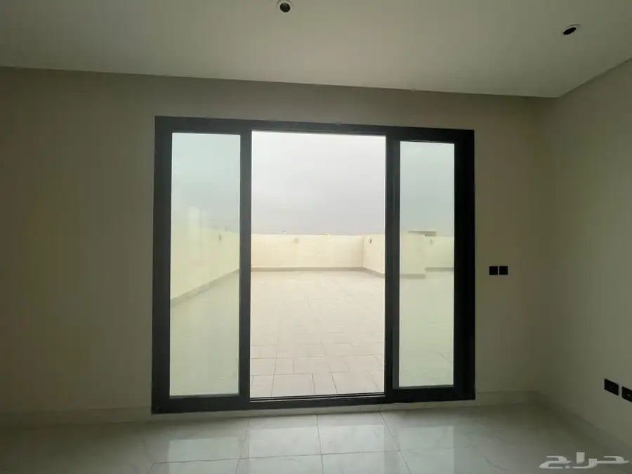شقة للايجار حي العارض 1
