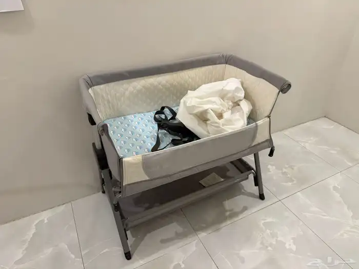 سرير وعربه اطفال ومواليد 5