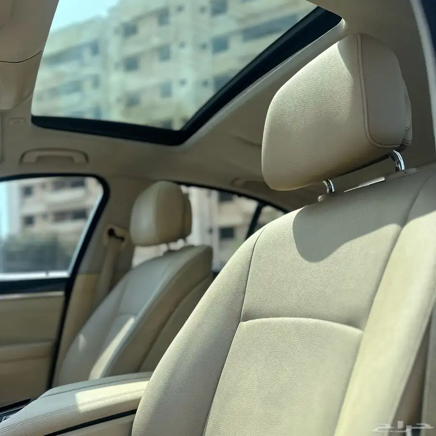 بي ام دبليو 520i موديل 2013 نظيف 25