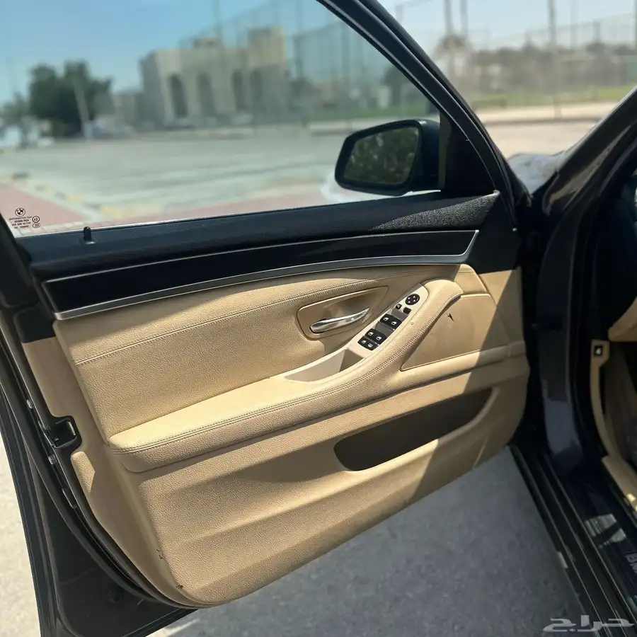 بي ام دبليو 520i موديل 2013 نظيف 20