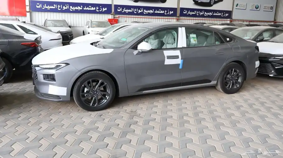 فورد توروس ترند 2025 4
